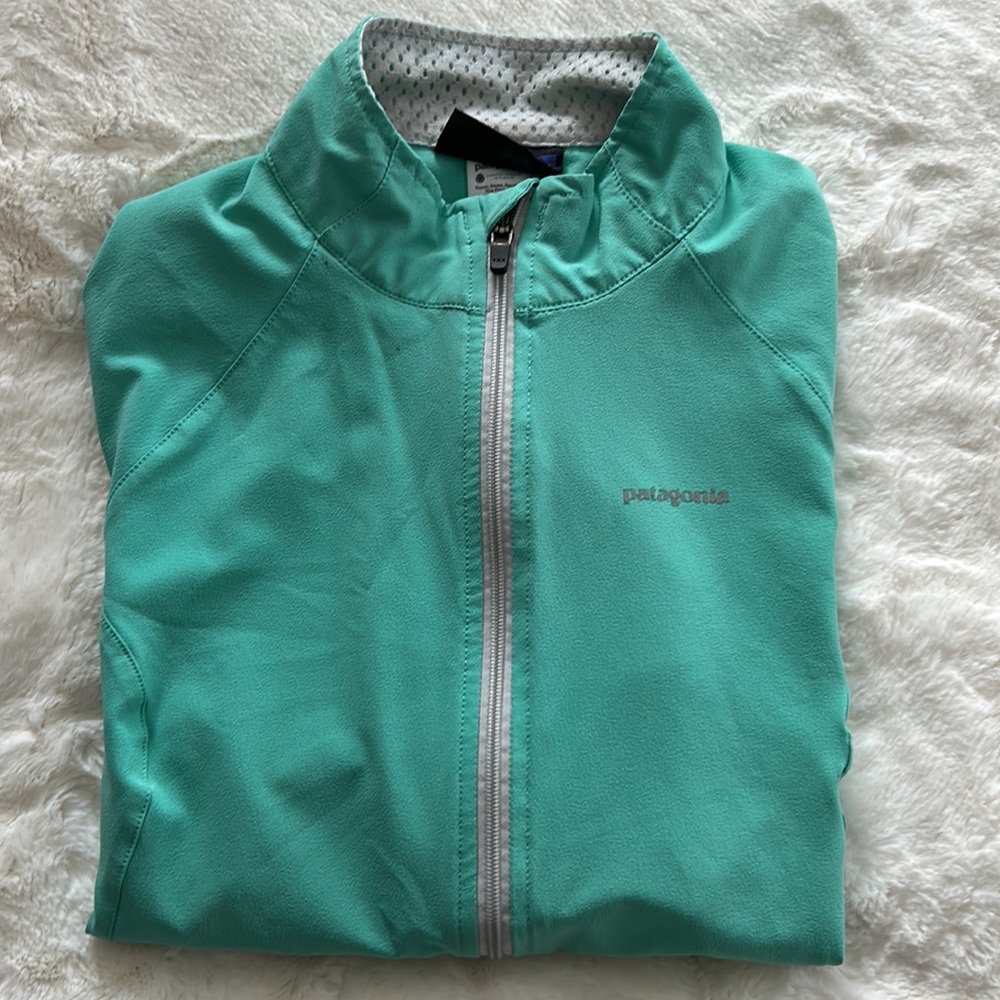 Patagonia, Ladies Medium Wind breaker, Mint Green